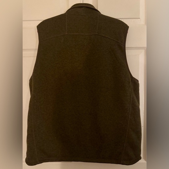 L.L. Bean Charcoal and Crimson Lined Fleece Vest - Picture 2 of 2
